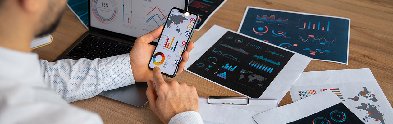 Read more about the article How to Leverage Data Analytics for Better Marketing Decisions